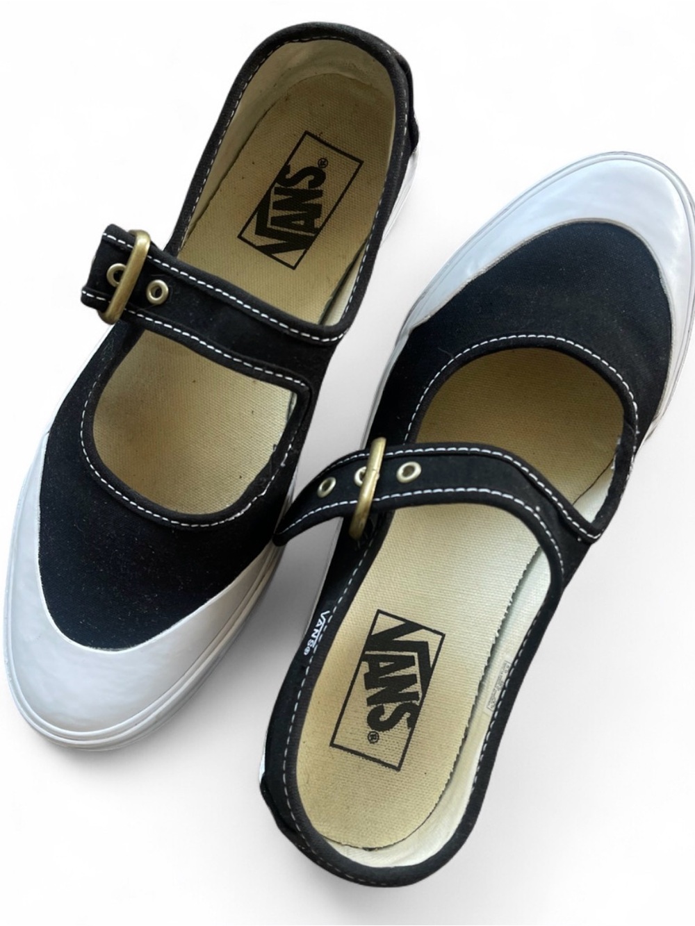 VANS Mary Jane Shoes - Canvas Sneakers w/ Gold Buckles Black & White Size 7.5